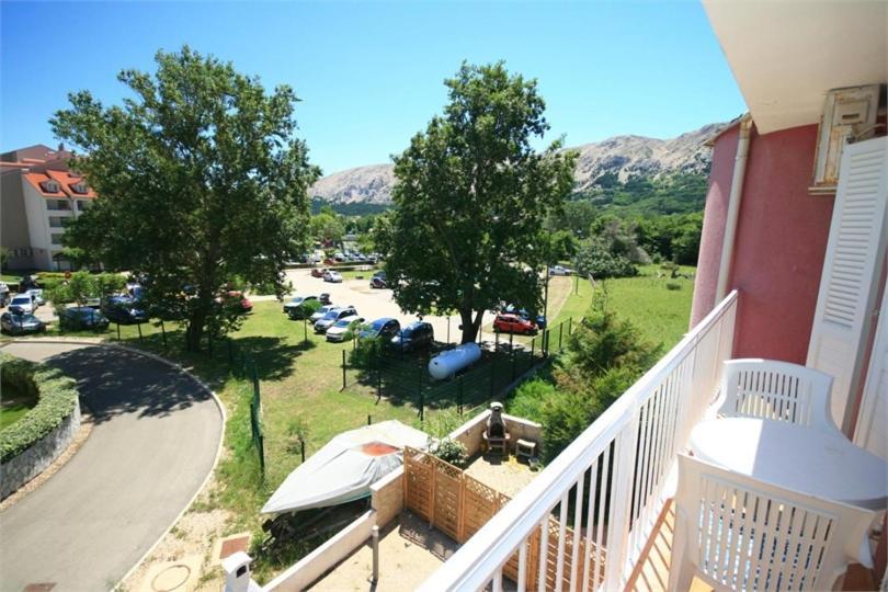 Beautiful Apartment Lovorka 6 , Baska, Krk Kültér fotó